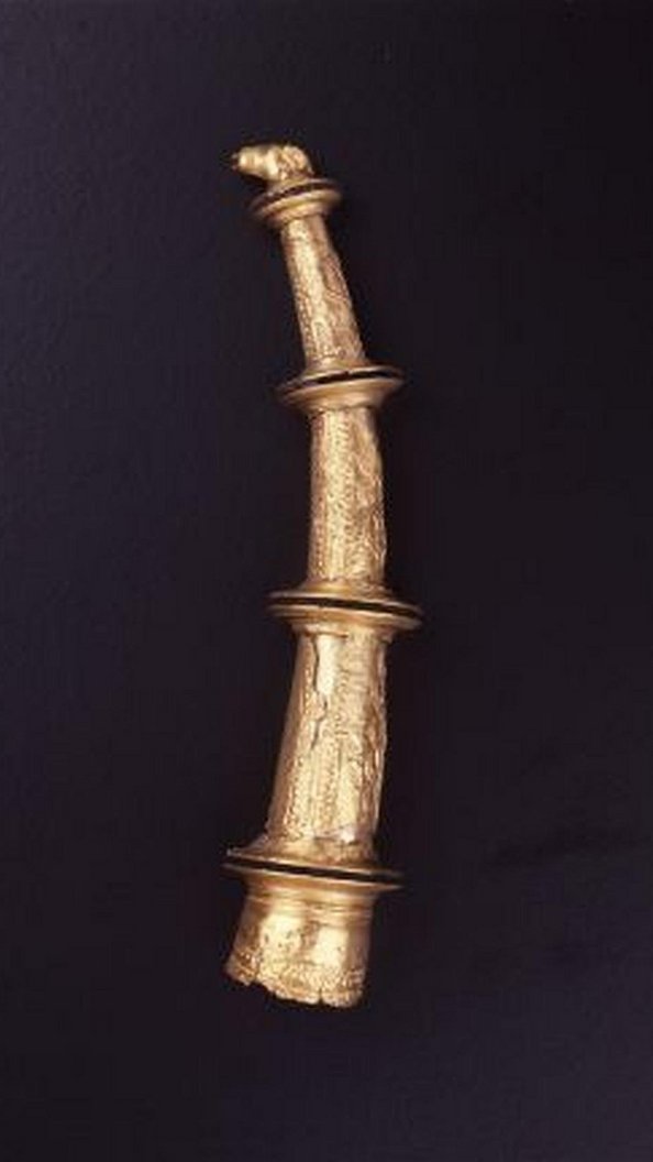 goldene Trinkhornende